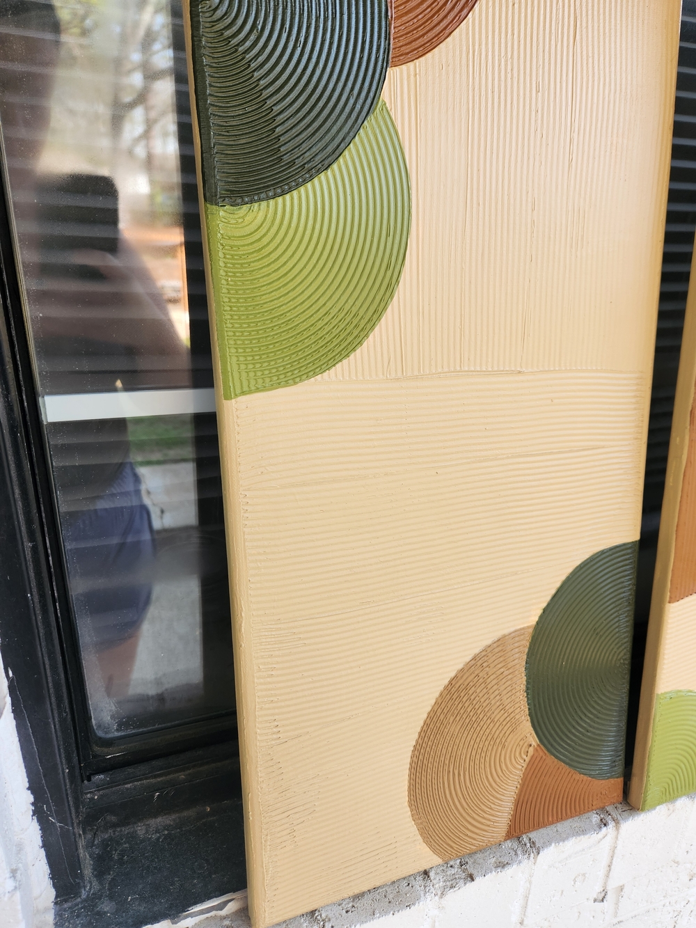 Modern Triptych Circle Panel Wall Art in Green, Brown, Tan - Picture 7 of 9